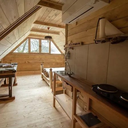 Gostel Pri Kocevju, Kocevski Rog * Koprivnik