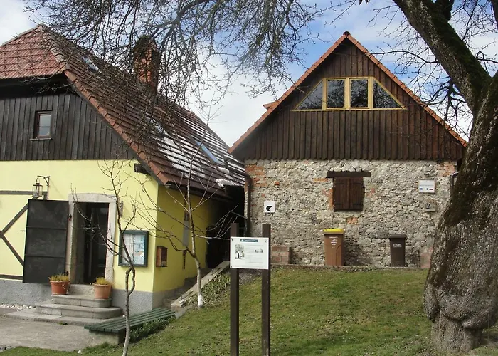 Gostel Pri Kocevju, Kocevski Rog ゲストハウス *