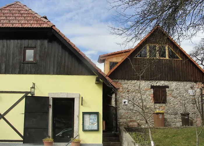 Gostel Pri Kocevju, Kocevski Rog *