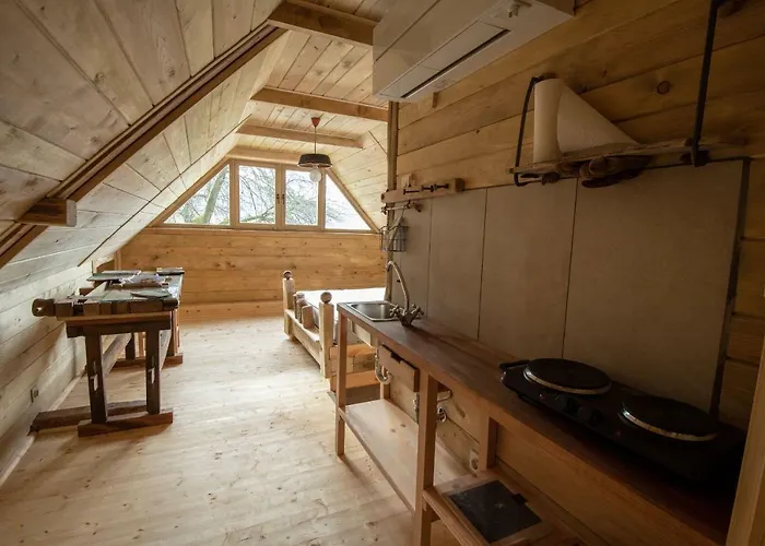 Gostel Pri Kocevju, Kocevski Rog * Koprivnik